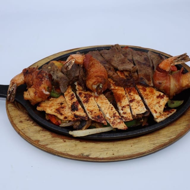 Fajitas Trio.